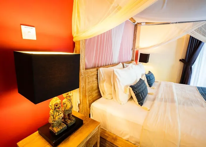 Villa Agni - Newly Renovated Tropical Villa In Peaceful Location A Short Walk From The Best Of Seminyak
